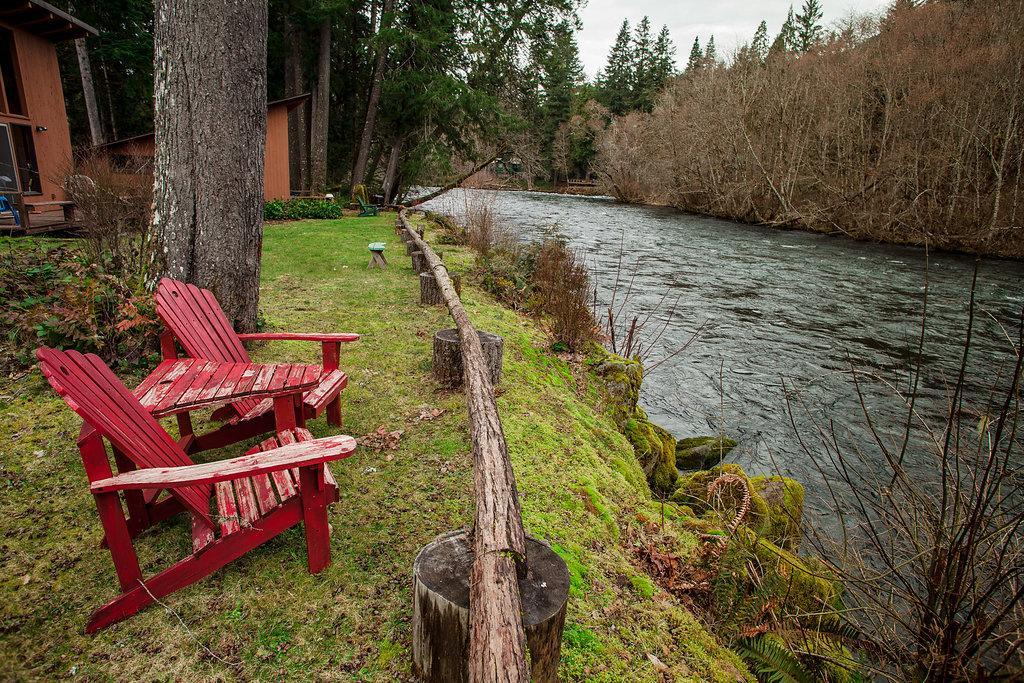 Loloma Lodge And Cabins McKenzie Bridge Extérieur photo
